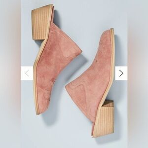 Silent D Suede Lindsay Heeled Mules Size 6.5